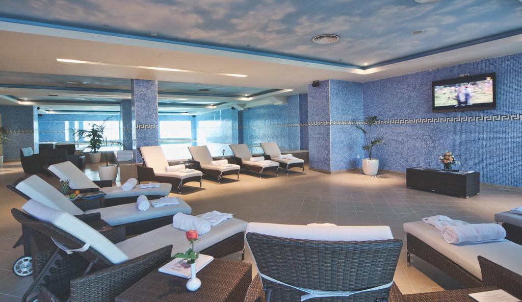 Wiseman Grand Hotel Ad-Dauha Zewnętrze zdjęcie The spa at the Hilton